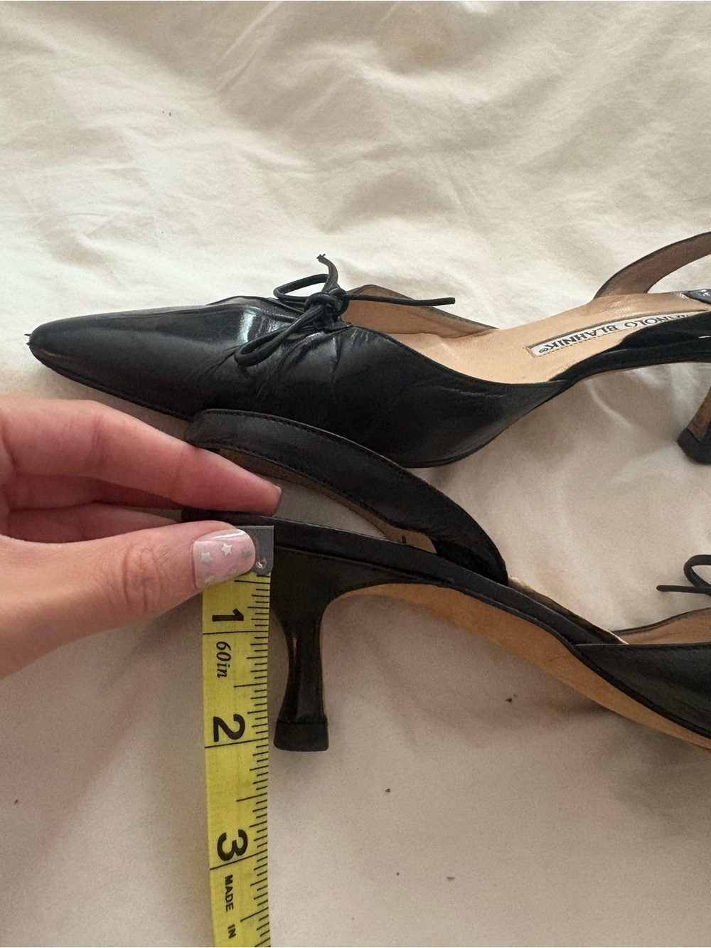 Manolo Blahnik Black Pointed Slingback Kitten Heel with Bow 37.5 - Picture 10 of 10